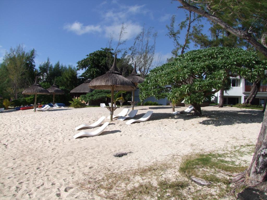 So Beach Villa In Situ Roches Noires Szoba fotó